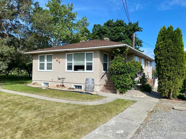 10508 100th Avenue, House detached with 3 bedrooms, 2 bathrooms and null parking in Okanagan Similkameen A BC | Image 1