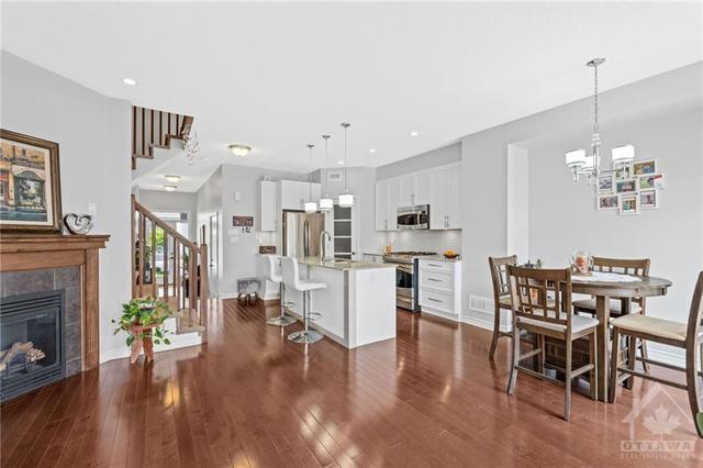 2482 Regatta Avenue, Townhouse with 3 bedrooms, 3 bathrooms and 3 parking in Ottawa ON | Image 9