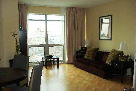 1523 - 36 Blue Jays Way, Condo with 1 bedrooms, 2 bathrooms and null parking in Toronto ON | Image 2