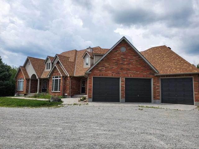 11525 Fifth Line Nassagawe Line, House detached with 4 bedrooms, 4 bathrooms and 13 parking in Milton ON | Image 2