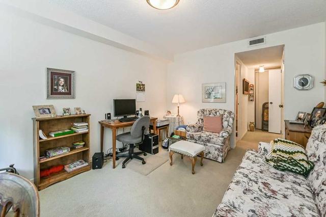 206 - 120 Duke St, Condo with 3 bedrooms, 2 bathrooms and 1 parking in Hamilton ON | Image 21