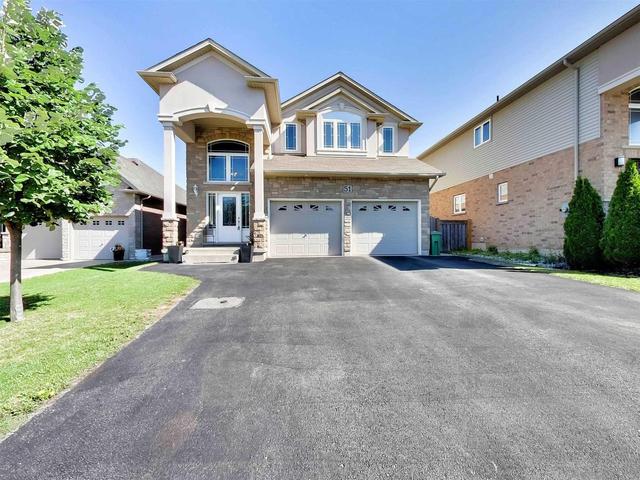 51 Arrowhead Dr, House detached with 4 bedrooms, 3 bathrooms and 6 parking in Hamilton ON | Image 1