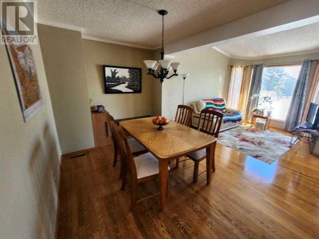 72 Hidden Vale Close Nw, House detached with 3 bedrooms, 3 bathrooms and 4 parking in Calgary AB | Image 5