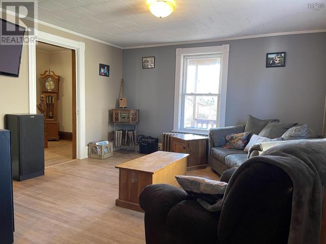 135 River Street, House detached with 3 bedrooms, 1 bathrooms and null parking in Stellarton NS | Image 5
