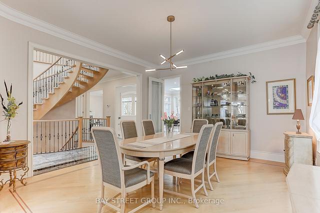 25 Bowan Crt, House detached with 5 bedrooms, 7 bathrooms and 7 parking in Toronto ON | Image 31