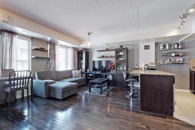 235 - 25 Turntable Cres, Townhouse with 3 bedrooms, 2 bathrooms and 1 parking in Toronto ON | Image 27