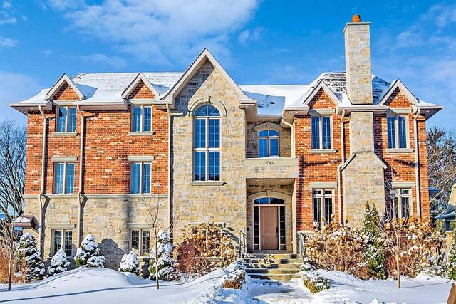 2 Geranium Crt, House detached with 5 bedrooms, 7 bathrooms and 9 parking in Toronto ON | Image 1