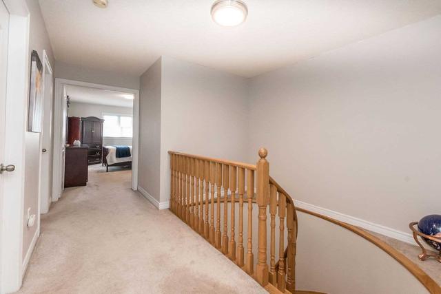 7181 Lantern Fly Hllw, House detached with 4 bedrooms, 3 bathrooms and 6 parking in Mississauga ON | Image 9