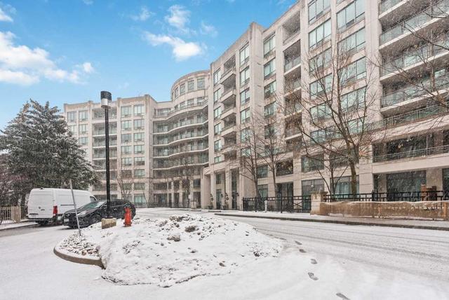 613 - 205 The Donway West, Condo with 1 bedrooms, 1 bathrooms and 2 parking in Toronto ON | Image 1