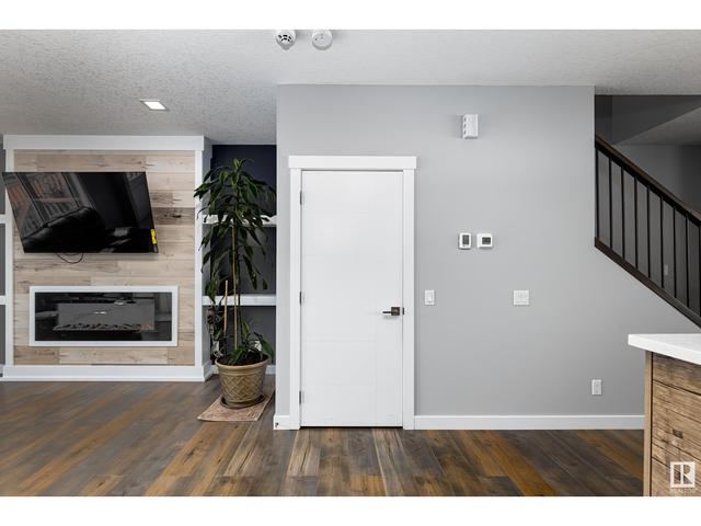 22507 81 Av Nw, House detached with 3 bedrooms, 2 bathrooms and null parking in Edmonton AB | Image 15