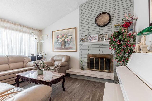 5 Benhur Cres, House detached with 3 bedrooms, 2 bathrooms and 3 parking in Toronto ON | Image 28