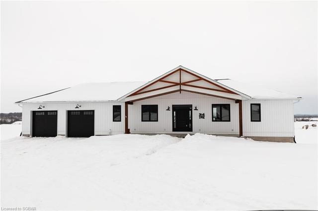 638508 St Vincent Sydenham Townline, House detached with 3 bedrooms, 2 bathrooms and null parking in Meaford ON | Image 1