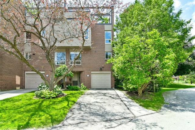 34 - 1250 Marlborough Crt, Townhouse with 3 bedrooms, 3 bathrooms and 1 parking in Oakville ON | Image 2
