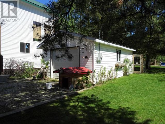 830 Beaven Crescent, House other with 3 bedrooms, 3 bathrooms and null parking in Valemount BC | Image 6