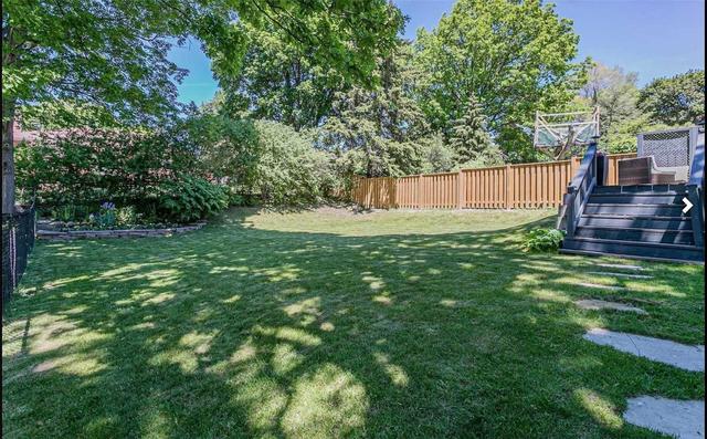 8 Lochinvar Cres, House detached with 3 bedrooms, 3 bathrooms and 5 parking in Toronto ON | Image 17