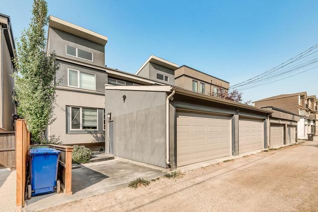 2 - 1930 36 Street Sw, Home with 3 bedrooms, 3 bathrooms and 1 parking in Calgary AB | Image 28