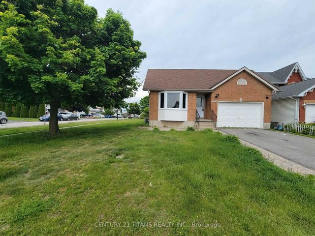 920 Heenan St, House detached with 3 bedrooms, 2 bathrooms and 5 parking in Cobourg ON | Image 1
