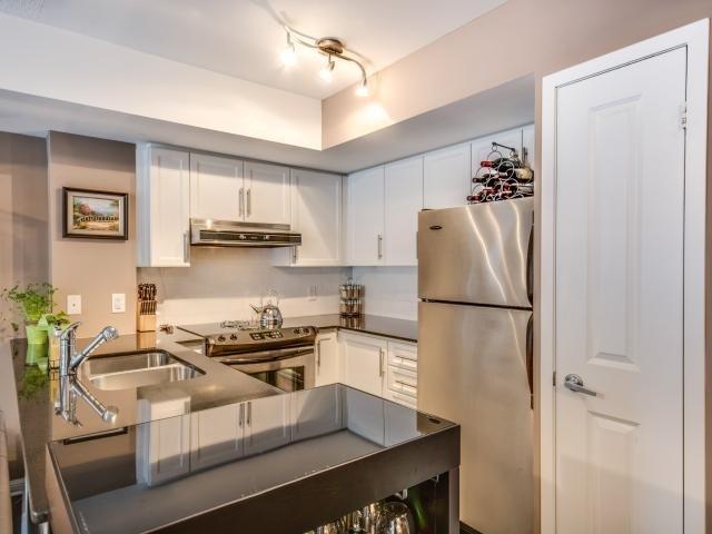 th 46 - 93 The Queensway Ave, Townhouse with 1 bedrooms, 2 bathrooms and 1 parking in Toronto ON | Image 8