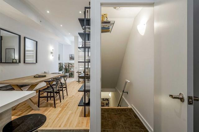 31 Old Brewery Lane, Townhouse with 3 bedrooms, 2 bathrooms and 1 parking in Toronto ON | Image 16