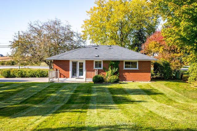3358 Highway 35 N, House detached with 2 bedrooms, 2 bathrooms and 6 parking in Kawartha Lakes ON | Image 31
