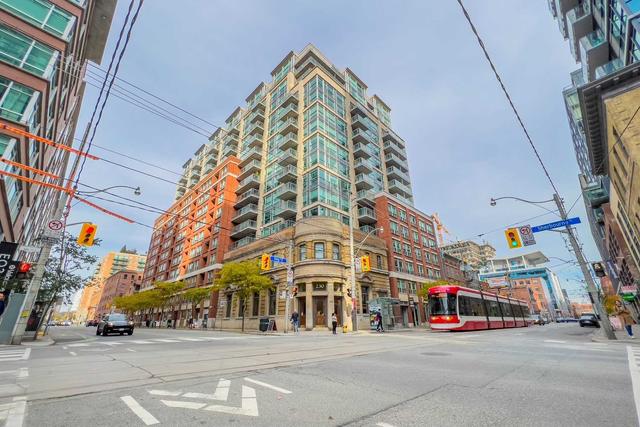 1115 - 230 King St E, Condo with 2 bedrooms, 2 bathrooms and 1 parking in Toronto ON | Card Image