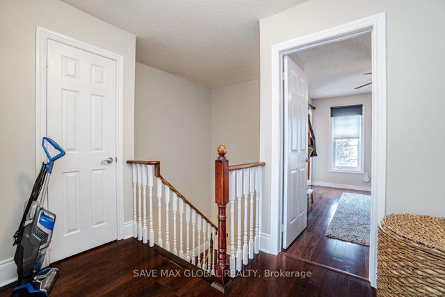28 - 2 Clay Brick Crt, Townhouse with 3 bedrooms, 2 bathrooms and 2 parking in Brampton ON | Image 7