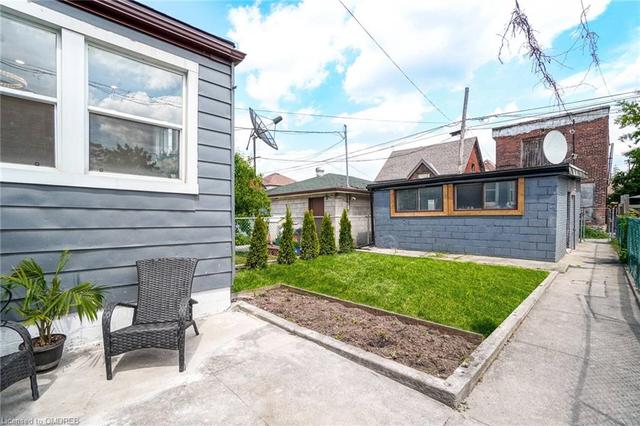 124 West Avenue N, House detached with 3 bedrooms, 2 bathrooms and 2 parking in Hamilton ON | Image 24