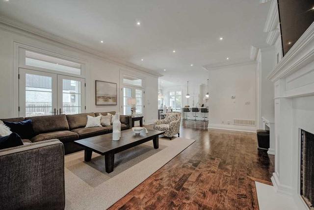 1223 Sprucelea Dr, House detached with 5 bedrooms, 7 bathrooms and 10 parking in Oakville ON | Image 7