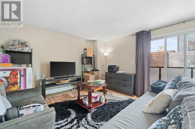 305, - 1208 14 Avenue Sw, Condo with 2 bedrooms, 1 bathrooms and 2 parking in Calgary AB | Image 13