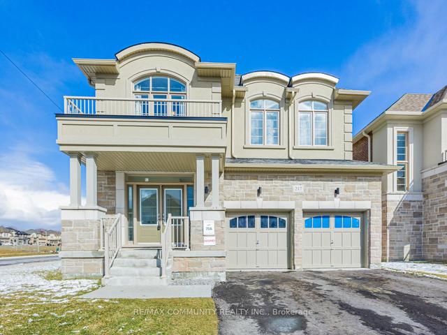 217 Ronald Guscott St, House detached with 4 bedrooms, 4 bathrooms and 4 parking in Oshawa ON | Image 1