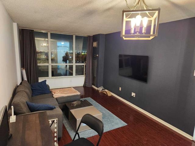 509 - 12 Laurelcrest St, Condo with 1 bedrooms, 1 bathrooms and 1 parking in Brampton ON | Image 5