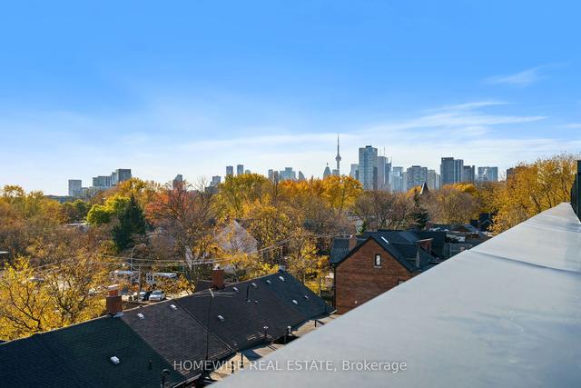 310 - 485 Logan Ave, Townhouse with 2 bedrooms, 2 bathrooms and 1 parking in Toronto ON | Image 5