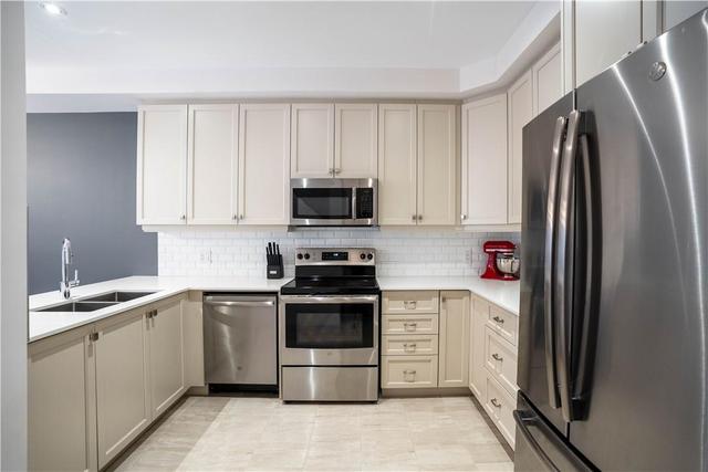 149 - 30 Times Square Boulevard, House attached with 3 bedrooms, 2 bathrooms and 1 parking in Hamilton ON | Image 14