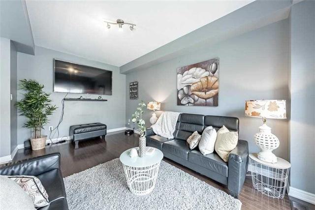 136 Westbank Tr, House semidetached with 3 bedrooms, 3 bathrooms and 3 parking in Hamilton ON | Image 31
