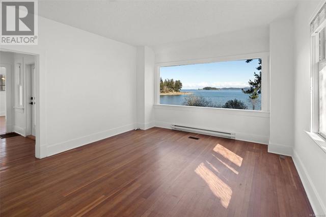 10393 Allbay Rd, House detached with 4 bedrooms, 2 bathrooms and 2 parking in Sidney BC | Image 23