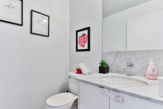 Th19 - 57 East Liberty St, Townhouse with 2 bedrooms, 2 bathrooms and 1 parking in Toronto ON | Image 12