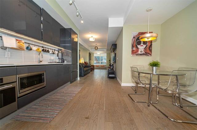 417 - 377 Madison Ave, Condo with 2 bedrooms, 2 bathrooms and 1 parking in Toronto ON | Image 18
