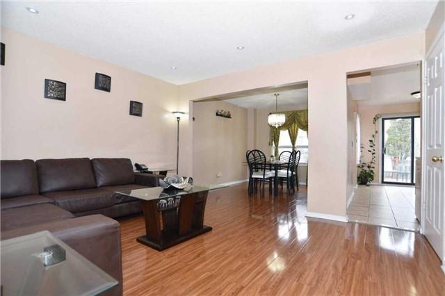 1554 Beechlawn Dr, House detached with 3 bedrooms, 3 bathrooms and 2 parking in Pickering ON | Image 5