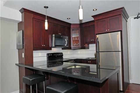1822 - 33 Harbour Sq, Condo with 1 bedrooms, 1 bathrooms and 1 parking in Toronto ON | Image 5