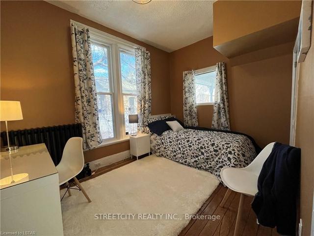 219 Brock St N, House detached with 2 bedrooms, 3 bathrooms and 3 parking in Sarnia ON | Image 24