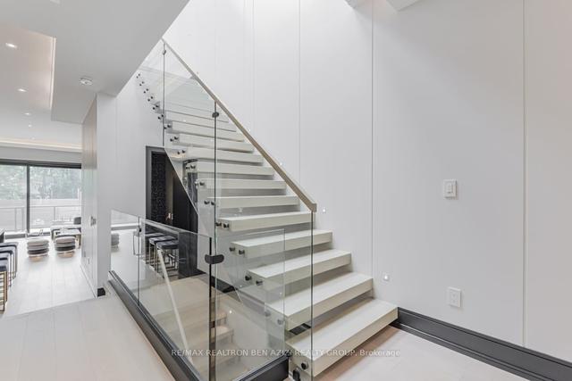 321 Melrose Ave, House detached with 4 bedrooms, 5 bathrooms and 4 parking in Toronto ON | Image 38