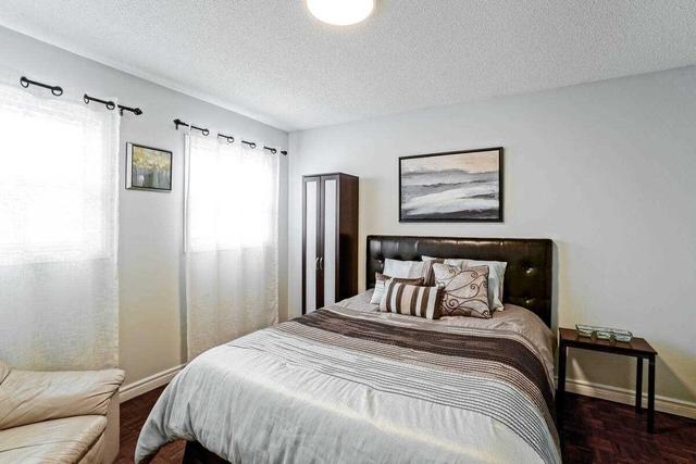48 Appleton Tr, House detached with 3 bedrooms, 4 bathrooms and 6 parking in Brampton ON | Image 22