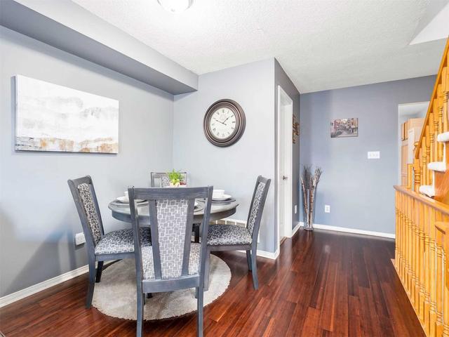 3 - 6950 Tenth Line W, Townhouse with 3 bedrooms, 2 bathrooms and 2 parking in Mississauga ON | Image 4