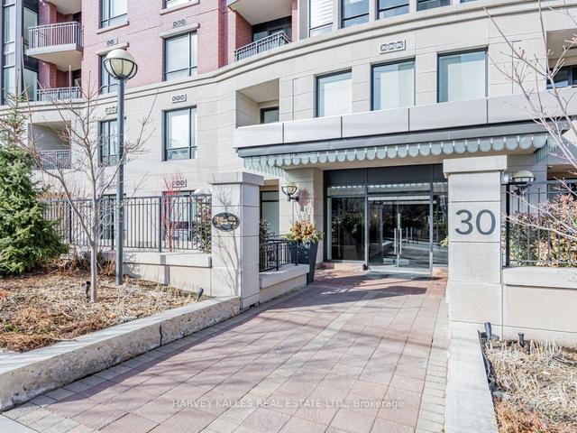 708 - 30 Old Mill Rd W, Condo with 3 bedrooms, 3 bathrooms and 1 parking in Toronto ON | Image 1