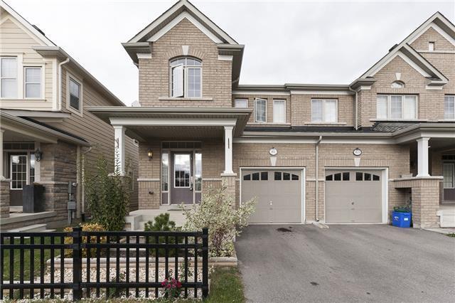 81 Whitmer St, House attached with 3 bedrooms, 3 bathrooms and 1 parking in Milton ON | Image 1
