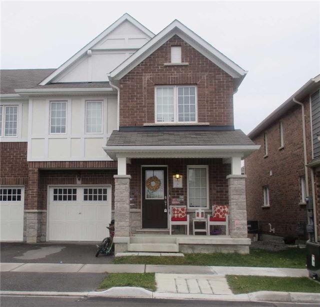 1576 Gainer Cres, House attached with 3 bedrooms, 3 bathrooms and 1 parking in Milton ON | Image 2