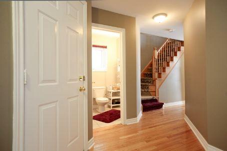 2061 Ghent Ave, House attached with 2 bedrooms, 3 bathrooms and 2 parking in Burlington ON | Image 2