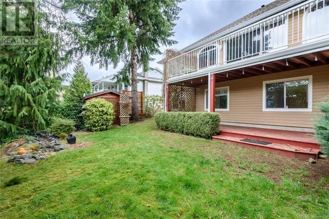 1115 Evergreen Ave, House detached with 5 bedrooms, 3 bathrooms and 2 parking in Courtenay BC | Image 45