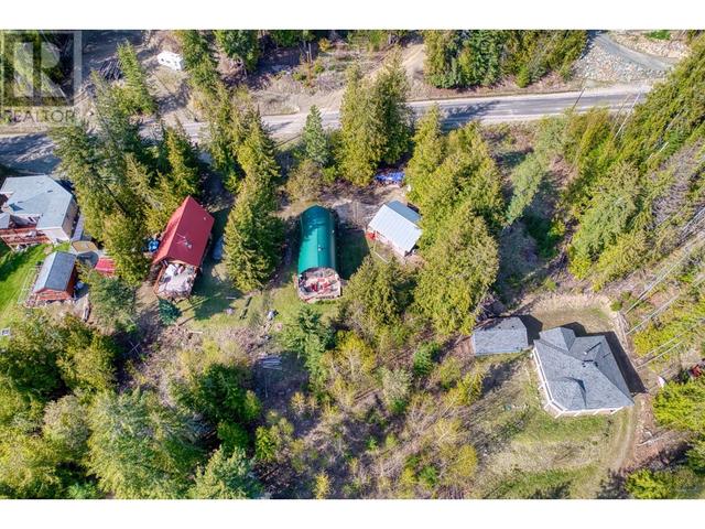 7456 Anglemont Way, House detached with 2 bedrooms, 2 bathrooms and 6 parking in Columbia Shuswap F BC | Image 62