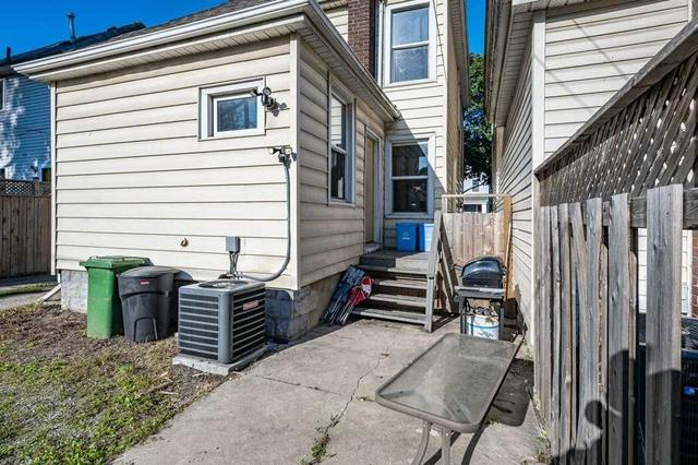 148 Barnesdale Ave N, House detached with 3 bedrooms, 1 bathrooms and 3 parking in Hamilton ON | Image 15
